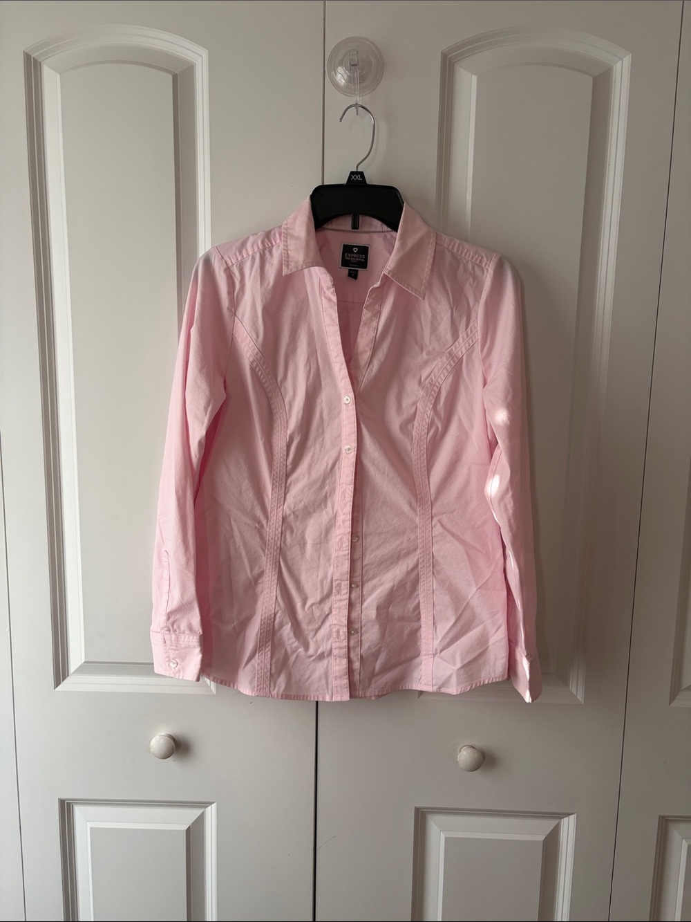 Express The Essential Light Pink Button-Down Shirt Size Medium Office Career